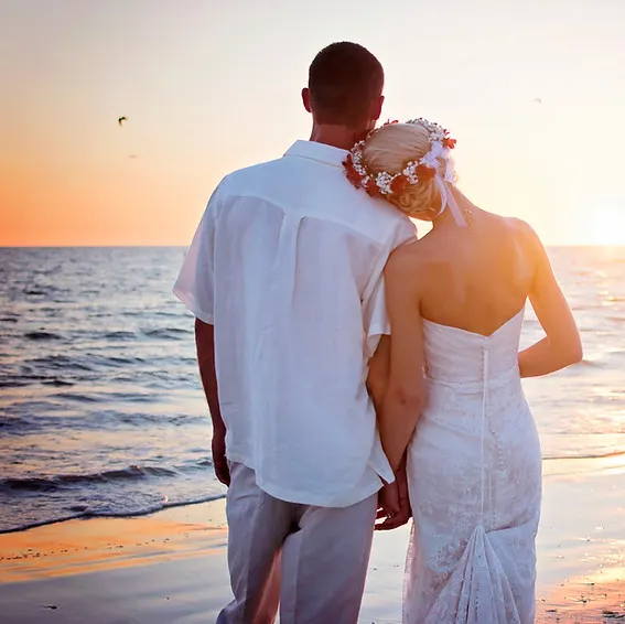 Wedding, Bride, Groom, Couple, Sunset, Wedding Photography at Diamondhead Beach Resort, Fort Myers Beach, Florida